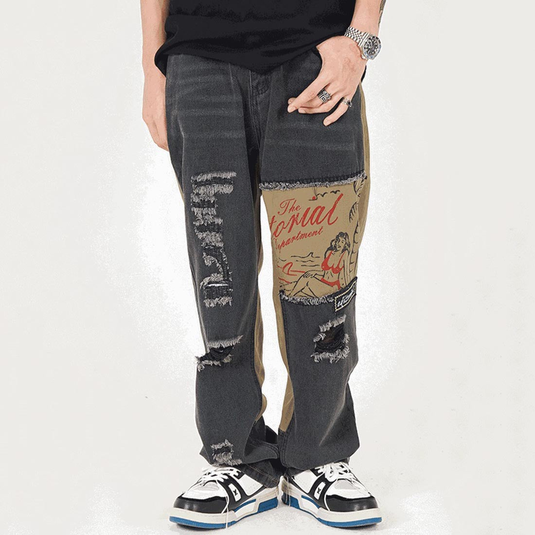 CONSTRAST COLOR RIPPED STRAIGHT LEG JEANS