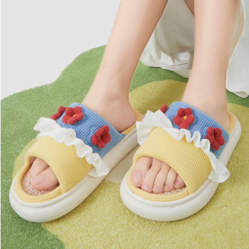 FLORAL BUBBLE SLIPPERS